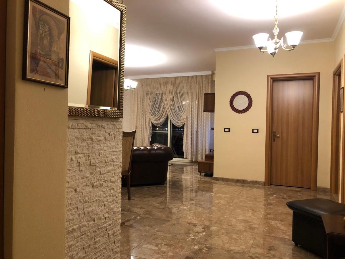 Apartmán Fully Equipped Flat With Stunning Sea Views Durrës Exteriér fotografie