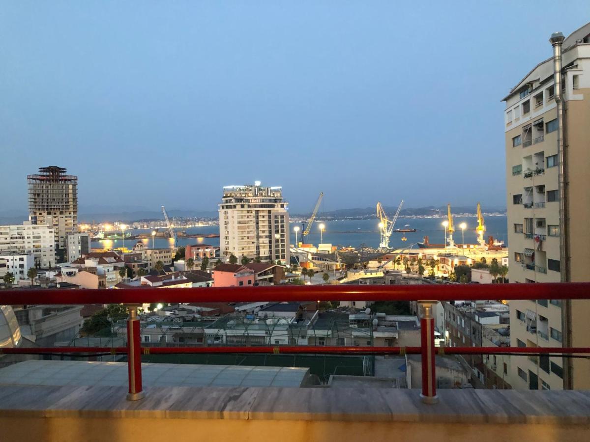 Apartmán Fully Equipped Flat With Stunning Sea Views Durrës Exteriér fotografie